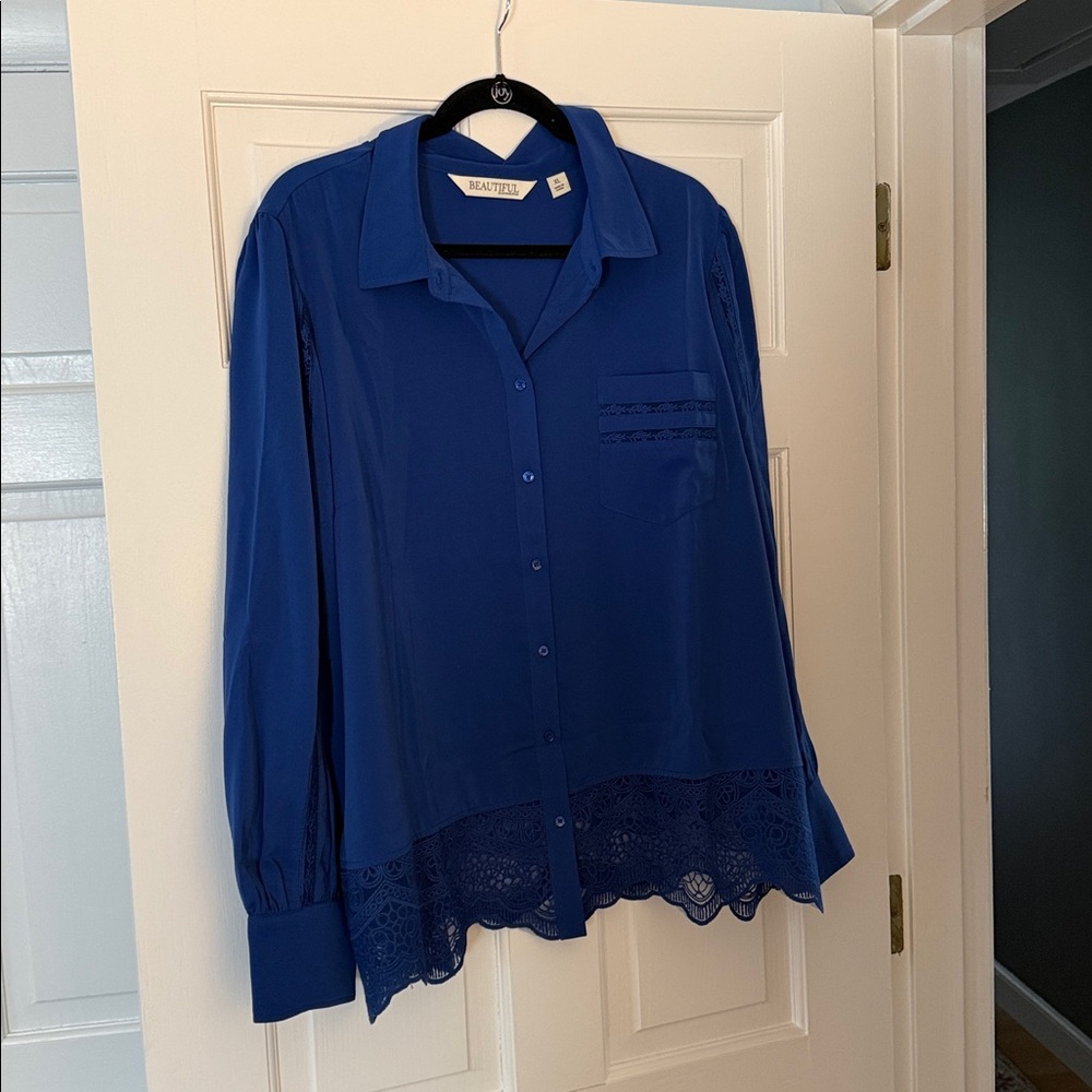 Blue Lace-Hem Long Sleeve Women's Button-Up Top